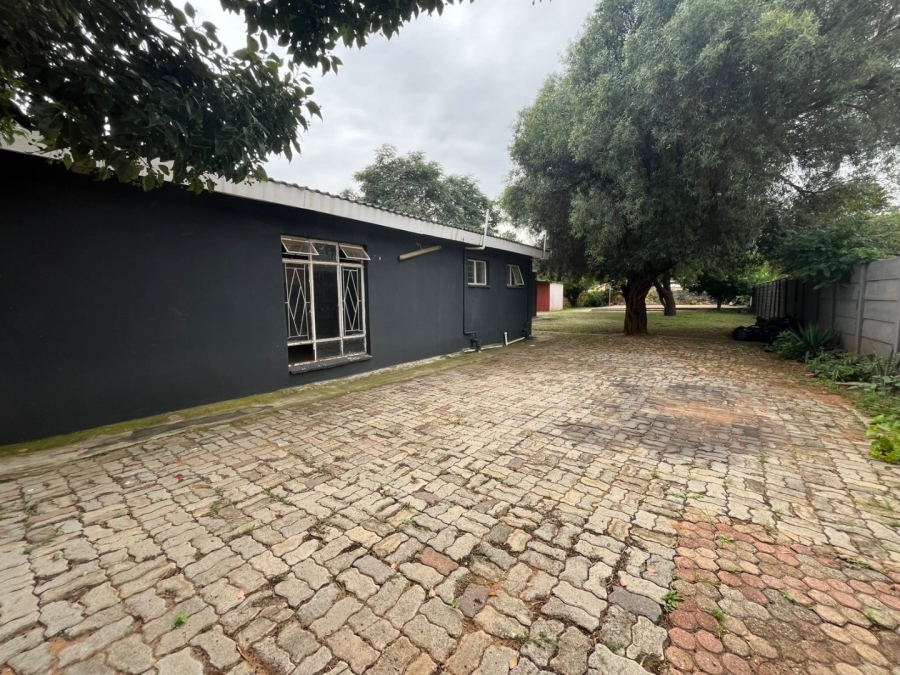 4 Bedroom Property for Sale in Stilfontein Ext 4 North West
